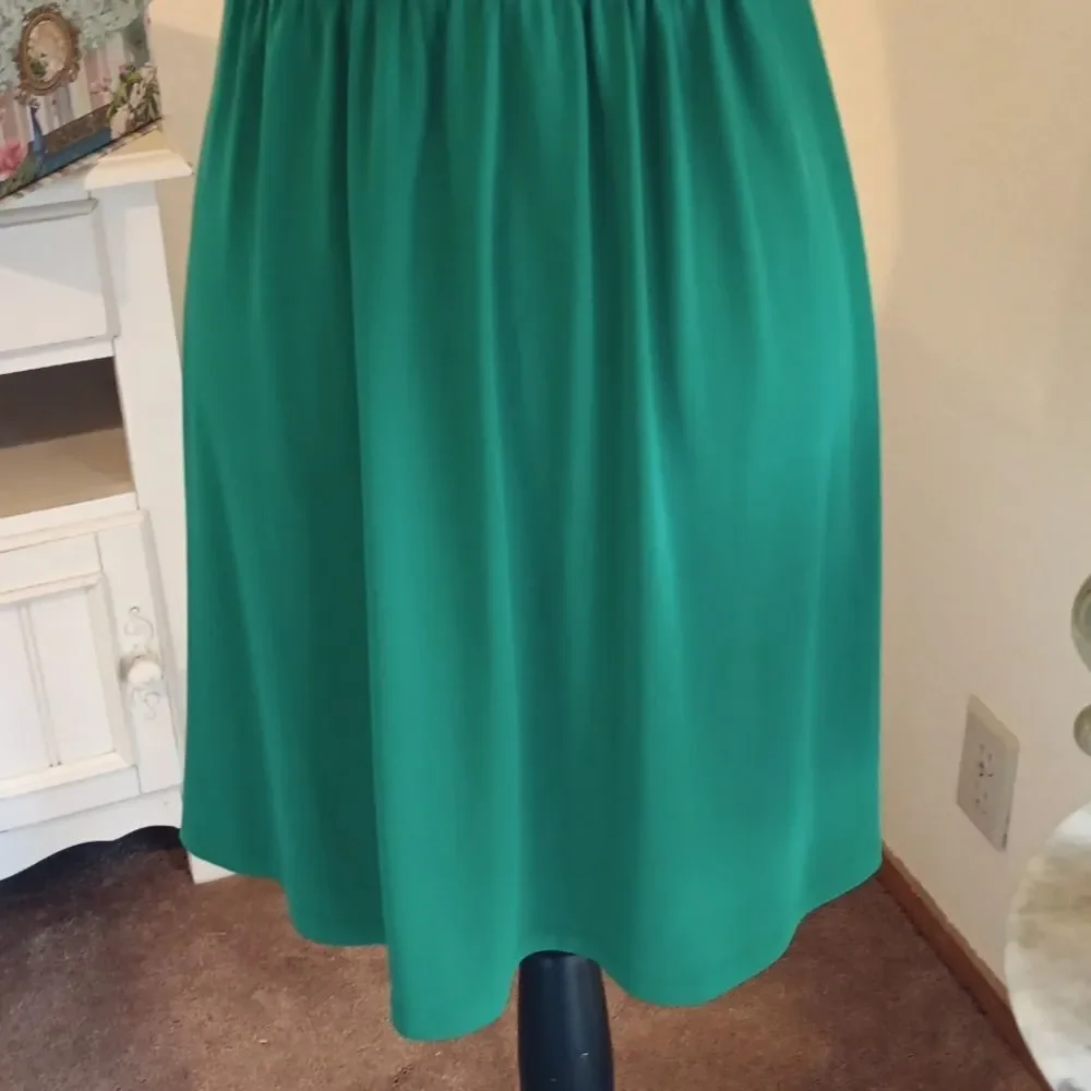 Enfocus Studio Kelly Green Dress. - Picture 3 of 8